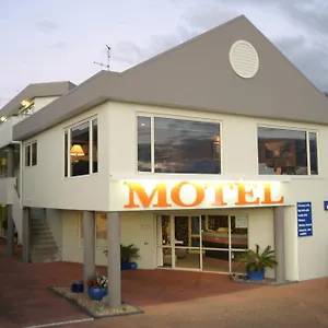 Baycourt Lakefront Taupo